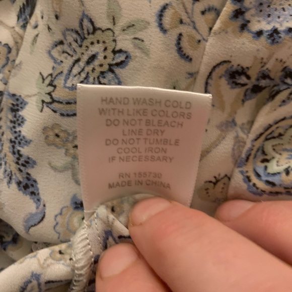 Blue and cream color blouse/top- size 2x - Picture 7 of 8